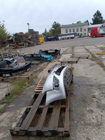 Бампер передний