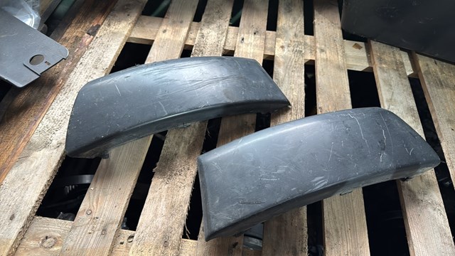 Молдинг бампера