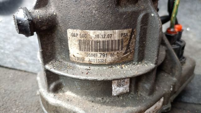 Насос гідропідсилювача керма (ГПК)