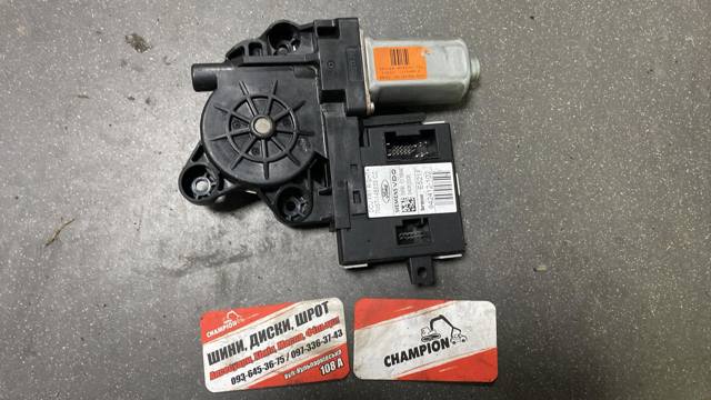 Моторчик склопідіймача — фото 1