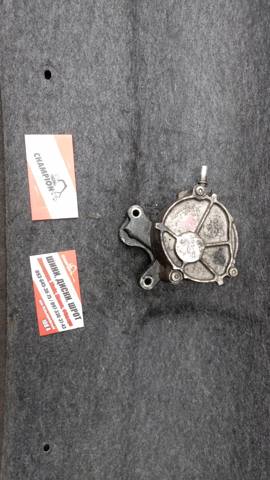 Насос вакуумний