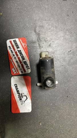 Насос-двигун омивача скла, перед/зад