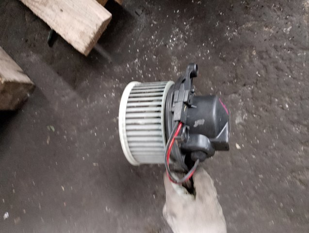 Вентилятор пічки