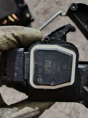 Педаль газу (акселератора) — фото 2