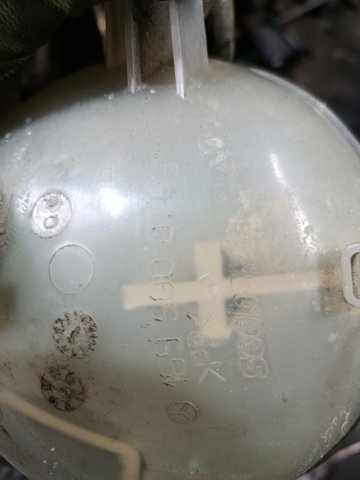 Бачок системи охолодження, розширювальний — фото 5