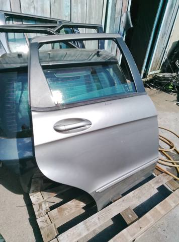 Окно задней двери A1697350210 MERCEDES