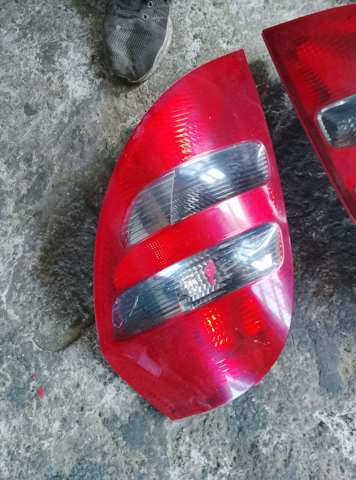 Ліхтар задній правий