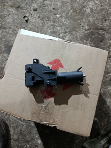 Привід моторика лючка — фото 3