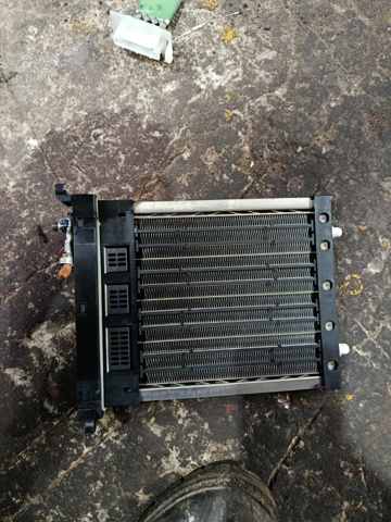 Електропідігрівач повітря системи опалення салону — фото 1