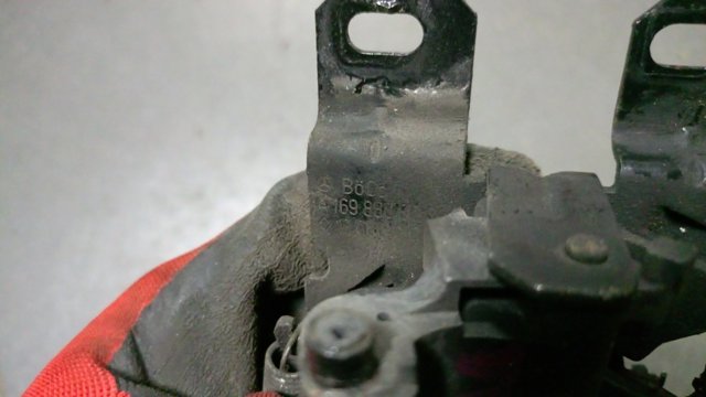 Замок капота — фото 2