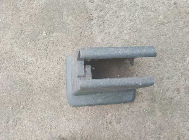 Заглушка сидіння