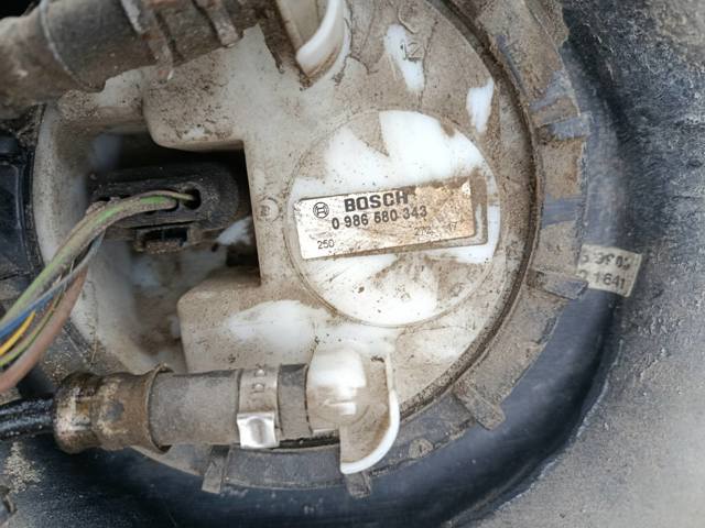 Паливний бак — фото 3