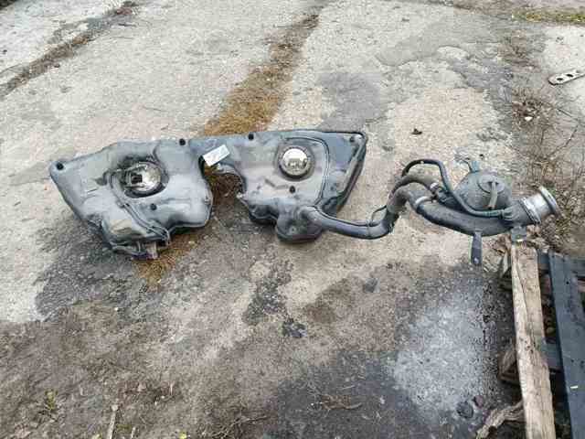 Паливний бак — фото 8