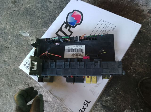 Блок задний