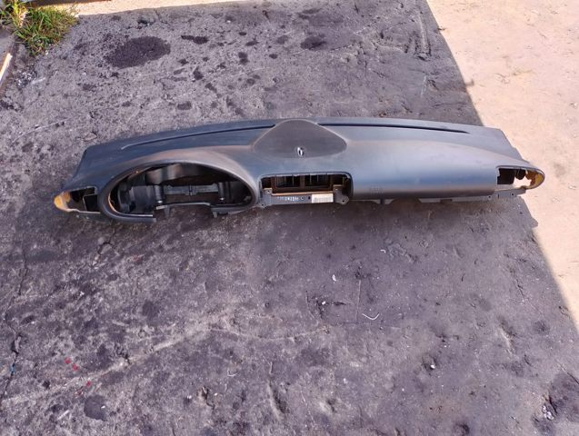 Панель салона передняя "торпедо" A20368001879C52 MERCEDES