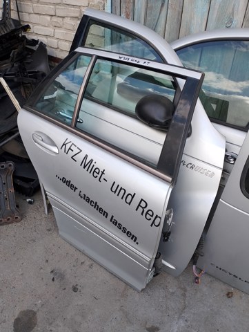 MERCEDES 203730120567 Дверь задняя правая в наличии Киев