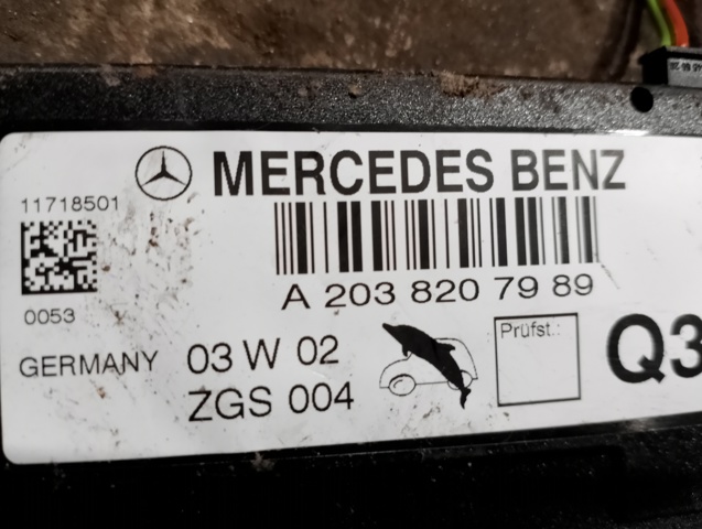 MERCEDES 2038207989 Усилитель сигнала антенны в наличии Винница