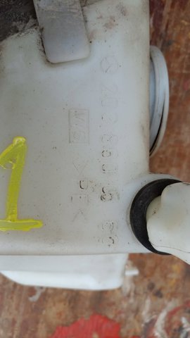 Бачок омивача скла — фото 2