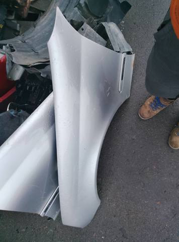 A2038800118 MERCEDES Крыло переднее левое купить в Николаев