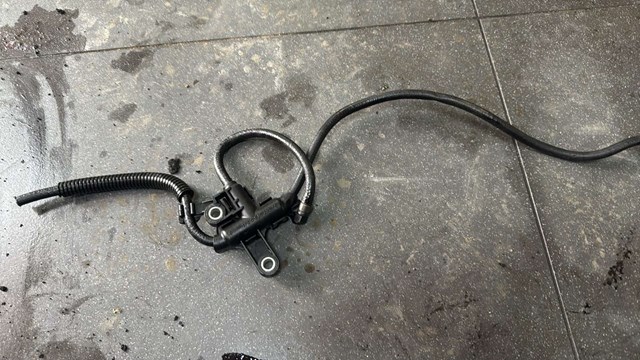 Трубка топливная