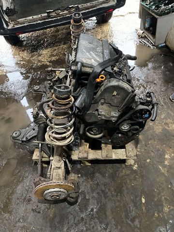 Двигун у зборі