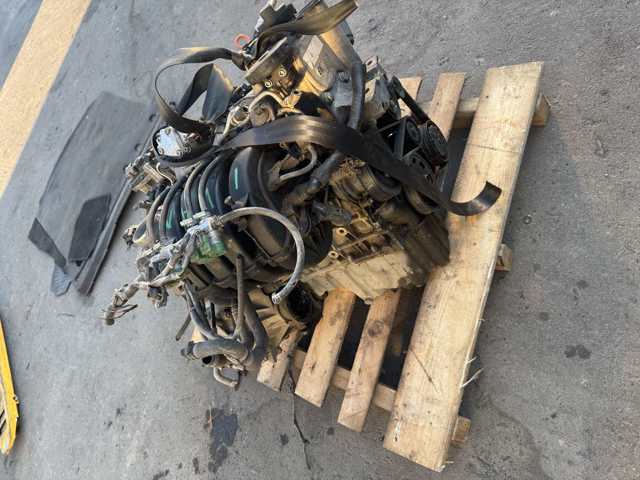 Двигун у зборі