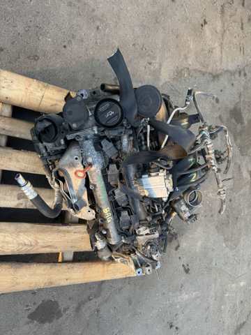 Двигун у зборі