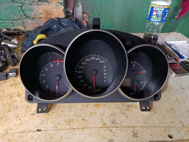 Приладова дошка-щиток приладів — фото 1