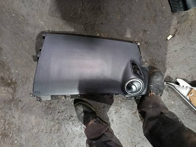 Накладка на торпедо — фото 1