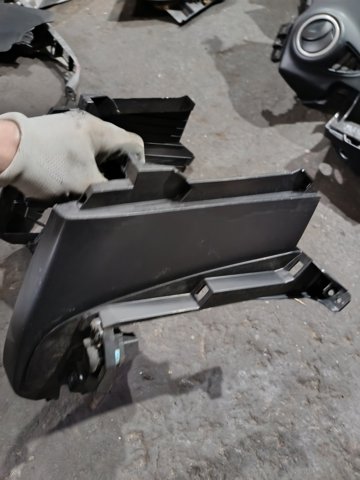 Консоль центральна — фото 5