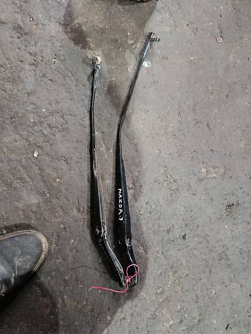 Щітка-двірник лобового скла, пасажирська — фото 2