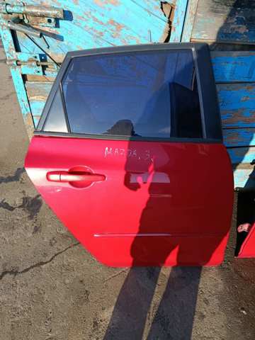 Двері задні, праві