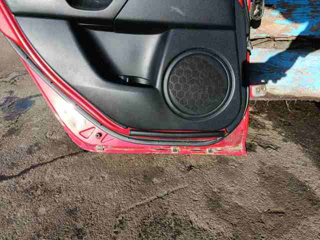 Двері задні, ліві