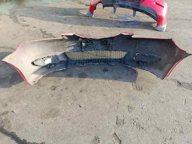 Бампер передній