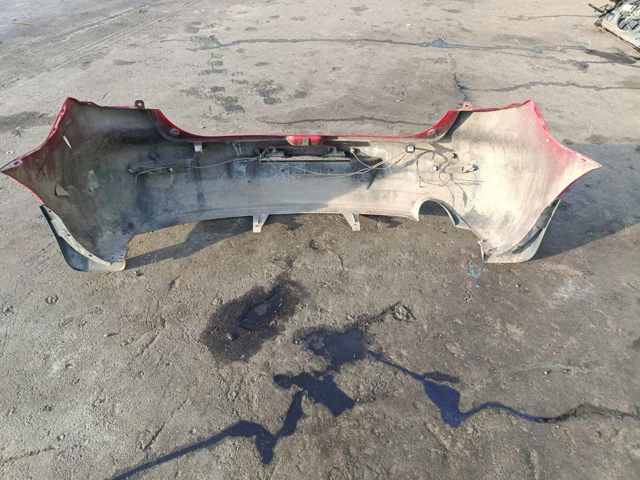 Бампер задній