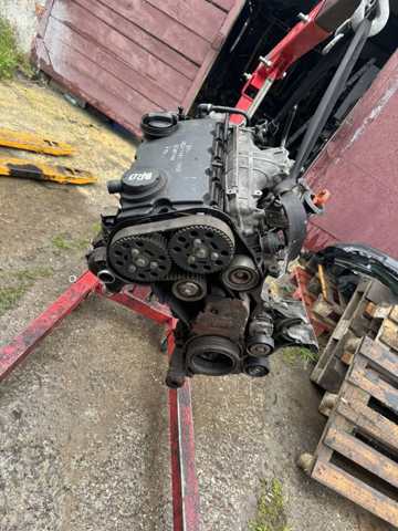 Двигун у зборі