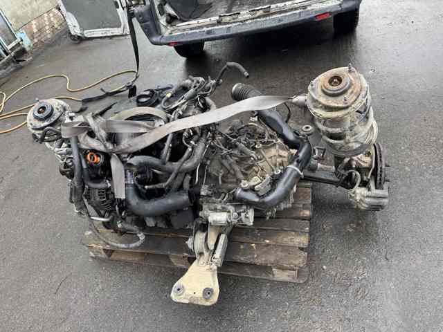 Двигатель в сборе