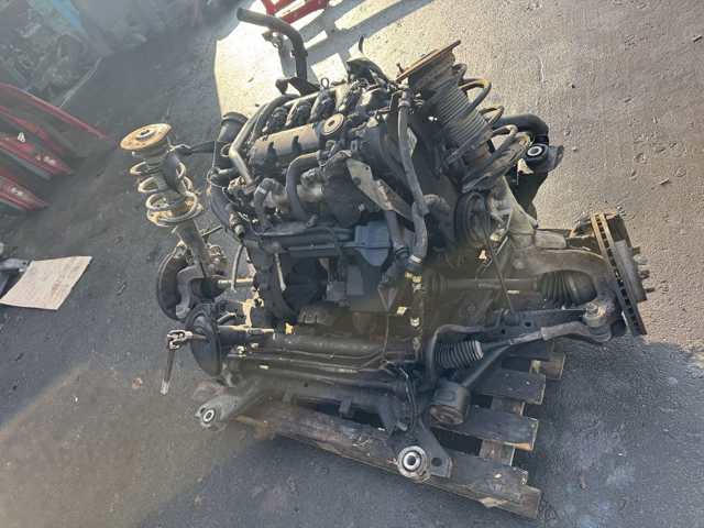 Двигун у зборі