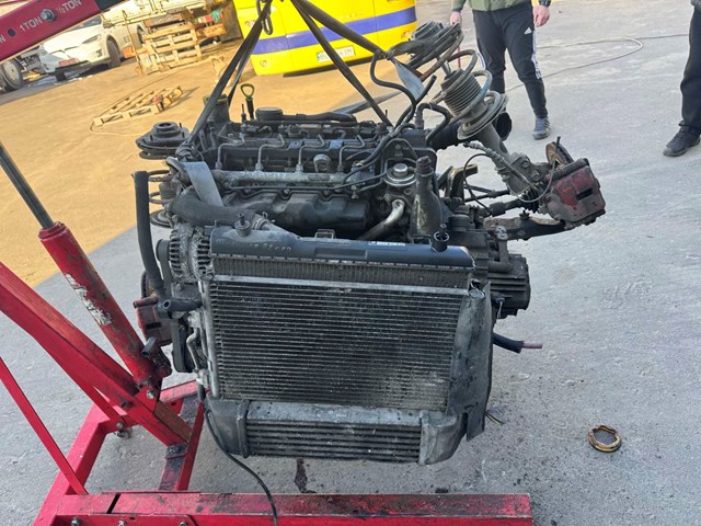 Двигун у зборі