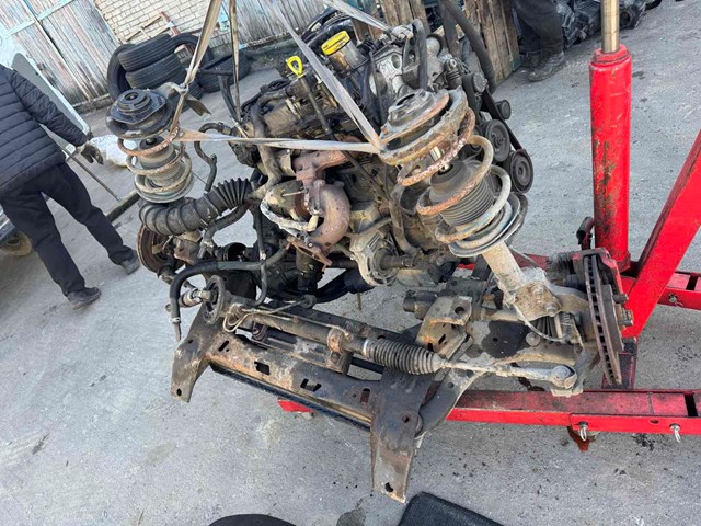 Двигун у зборі