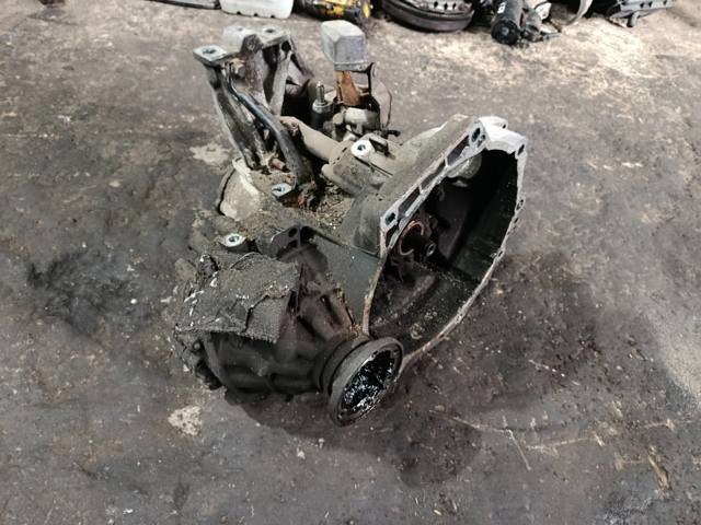 КПП в зборі(механічна коробка передач) — фото 6