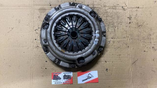 Маховик двигуна