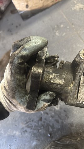 Дроссельная заслонка