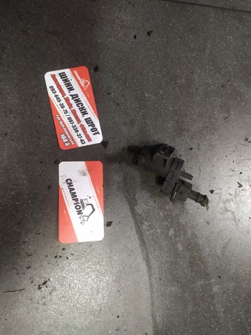 Клапан абсорбера паливних парів