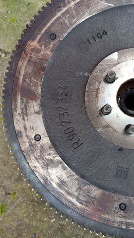 Маховик двигуна — фото 2