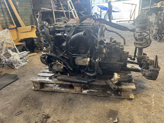 Двигун у зборі — фото 1