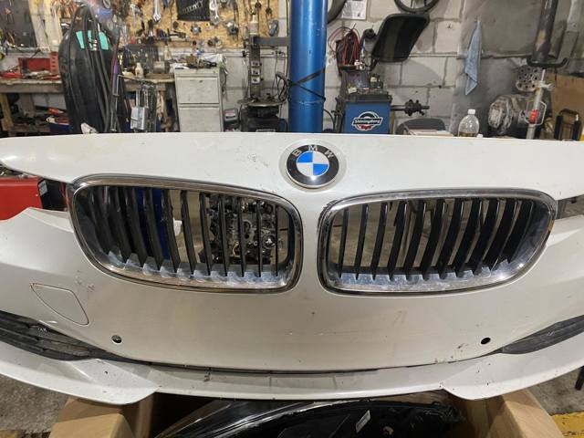 51117292999 BMW Передний бампер купить в Ровно