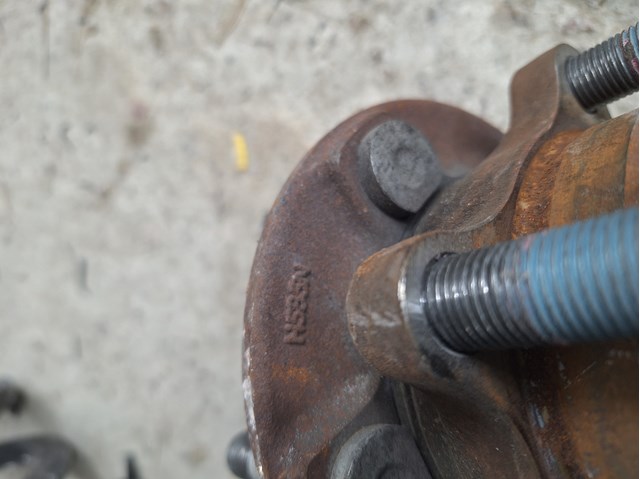 LB5Z1104B FORD Задняя ступица купить в Каменское