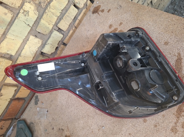 FORD LB5Z13404A Фонарь задний правый в наличии Украина