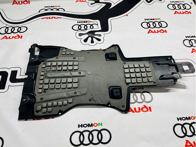 7L8825231A VAG Защита двигателя задняя купить в Одесса